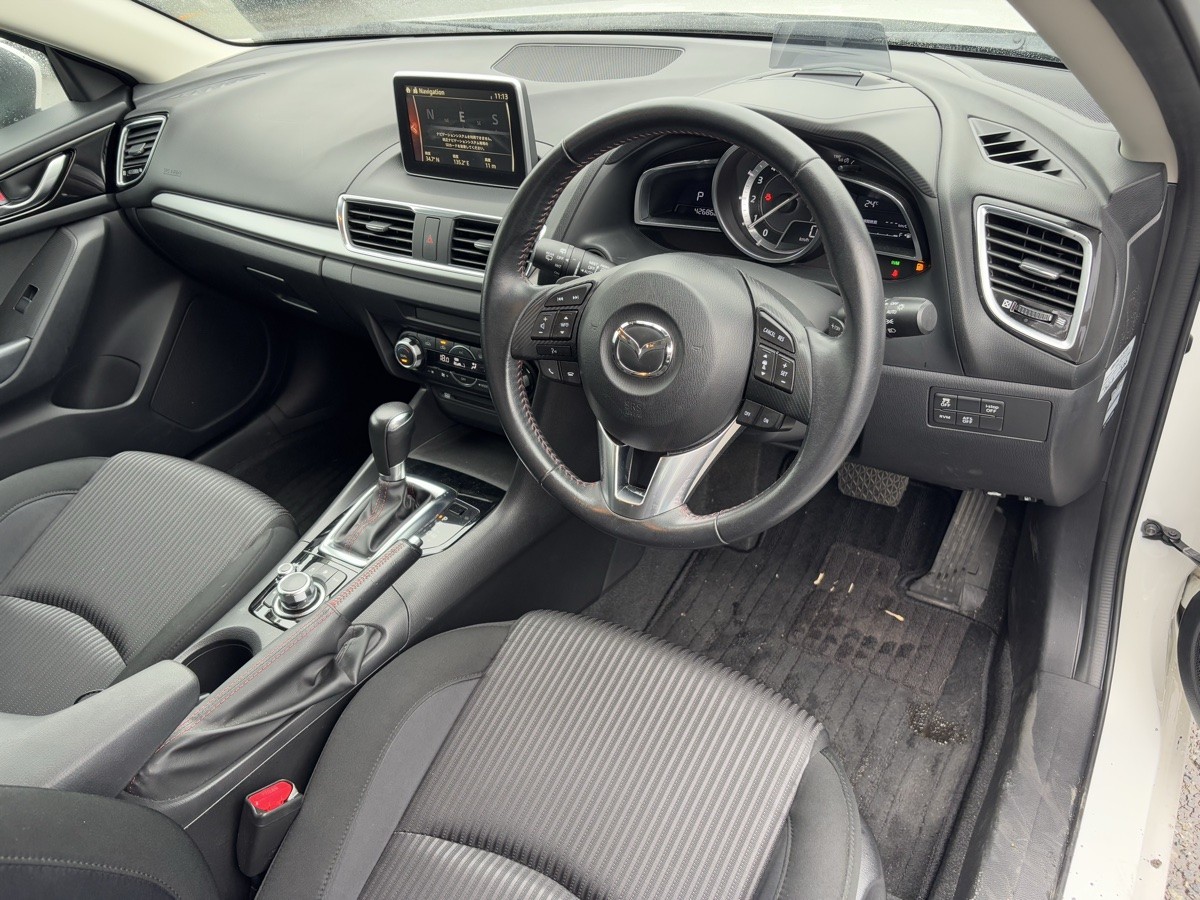 2014 Mazda Axela