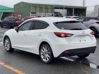 2014 Mazda Axela - Thumbnail