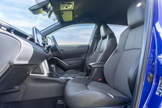 2023 Toyota Corolla Cross - Thumbnail