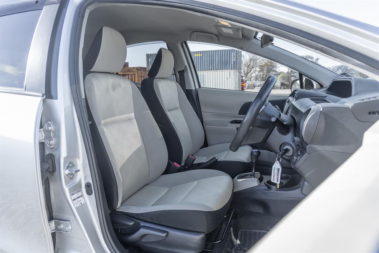 2013 Toyota AQUA
