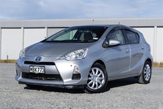 2013 Toyota AQUA - Thumbnail