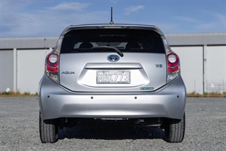 2013 Toyota AQUA - Thumbnail