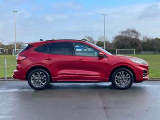 2023 Ford Escape - Thumbnail