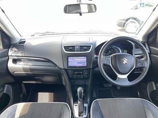 2015 Suzuki Swift - Thumbnail