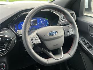 2023 Ford Escape - Thumbnail