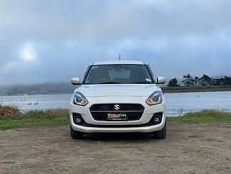 2017 Suzuki Swift - Thumbnail