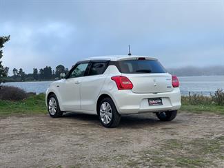 2017 Suzuki Swift - Thumbnail