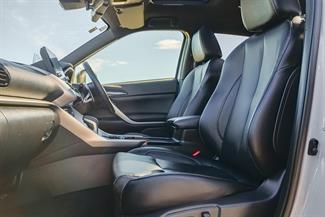 2024 Mitsubishi Eclipse Cross - Thumbnail