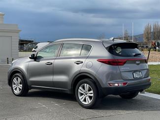2016 Kia Sportage - Thumbnail