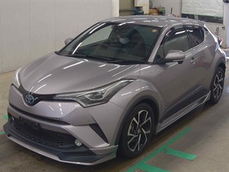2017 Toyota C-HR - Thumbnail