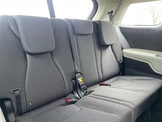 2023 Kia Carnival - Thumbnail