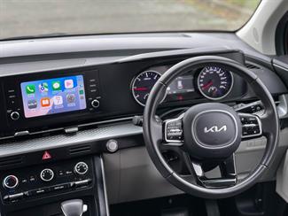 2023 Kia Carnival - Thumbnail