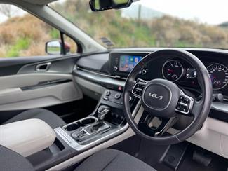 2023 Kia Carnival - Thumbnail