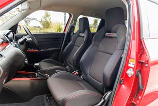 2023 Suzuki Swift - Thumbnail