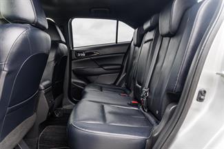 2024 Mitsubishi Eclipse Cross - Thumbnail