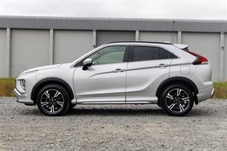 2024 Mitsubishi Eclipse Cross - Thumbnail