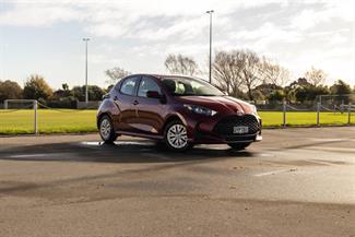 2024 Toyota Yaris - Thumbnail