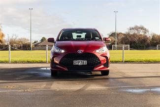 2024 Toyota Yaris - Thumbnail
