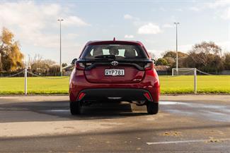 2024 Toyota Yaris - Thumbnail