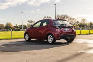 2024 Toyota Yaris - Thumbnail