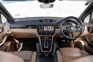 2019 Porsche Cayenne - Thumbnail