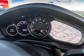 2019 Porsche Cayenne - Thumbnail