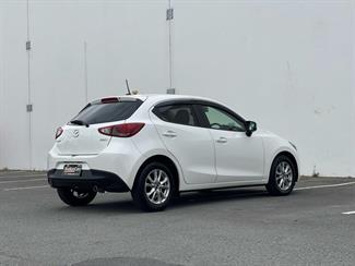 2015 Mazda Demio - Thumbnail