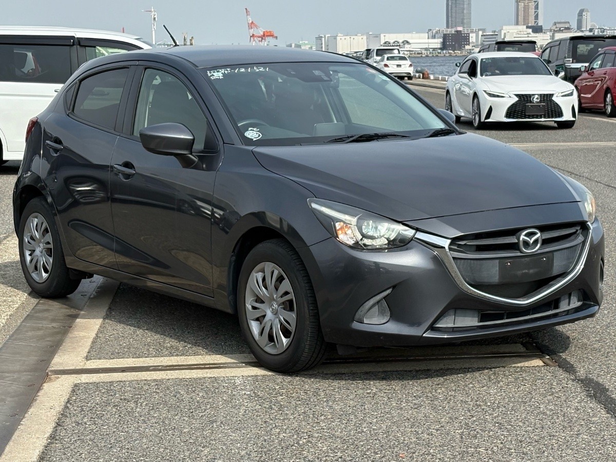 2015 Mazda Demio
