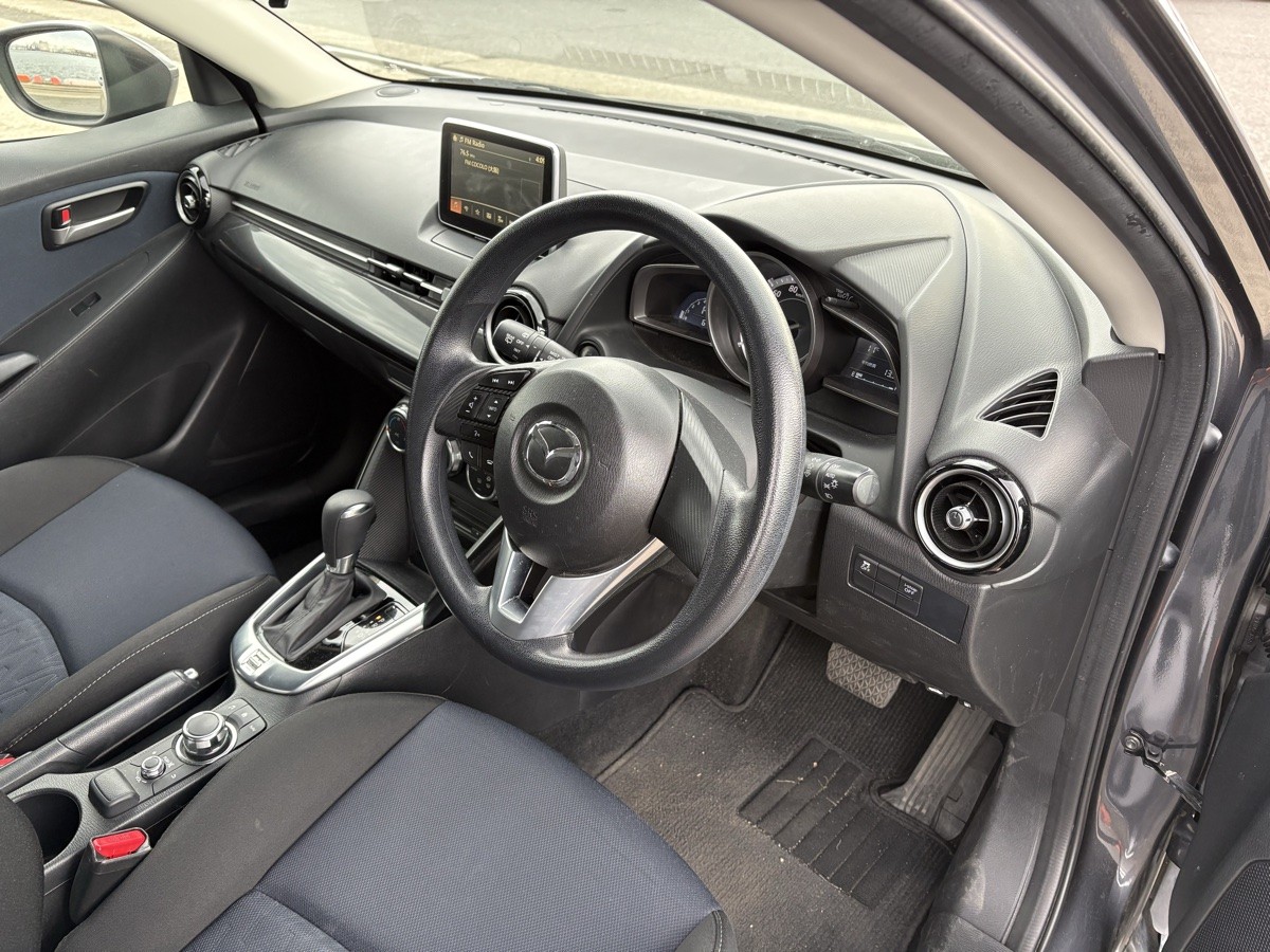 2015 Mazda Demio