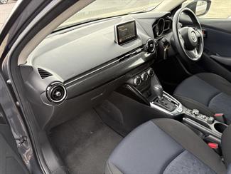 2015 Mazda Demio - Thumbnail