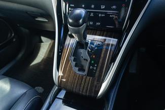 2015 Toyota Harrier - Thumbnail