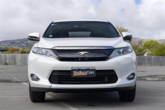 2015 Toyota Harrier - Thumbnail
