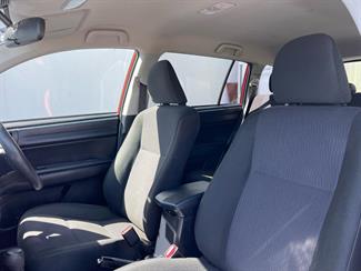 2019 Toyota Corolla - Thumbnail