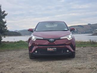 2019 Toyota C-HR - Thumbnail