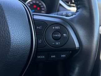2021 Toyota RAV4 - Thumbnail