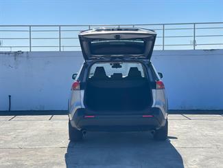 2021 Toyota RAV4 - Thumbnail