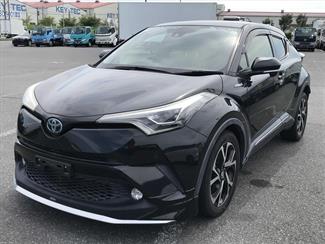 2017 Toyota C-HR - Thumbnail