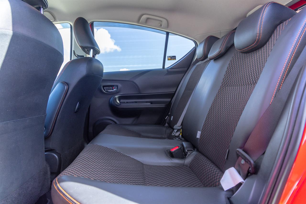2016 Toyota AQUA