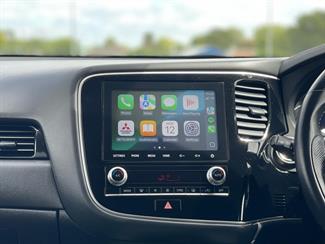 2020 Mitsubishi Outlander - Thumbnail