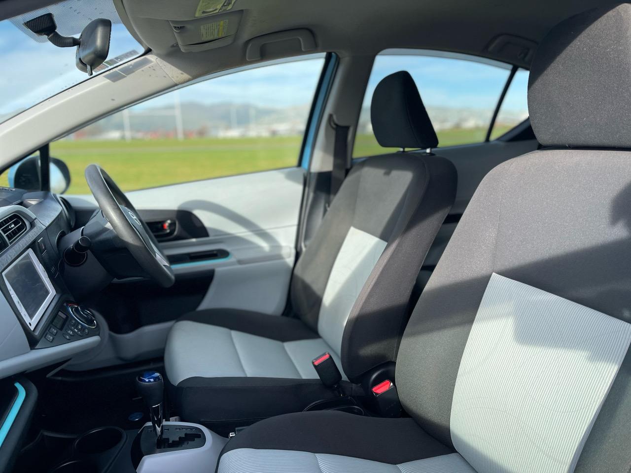 2013 Toyota AQUA