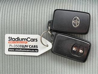 2013 Toyota AQUA - Thumbnail