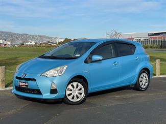 2013 Toyota AQUA - Thumbnail