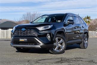 2019 Toyota RAV4 - Thumbnail