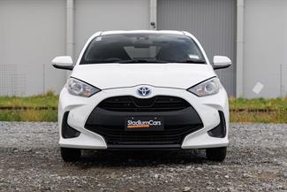 2020 Toyota Yaris - Thumbnail