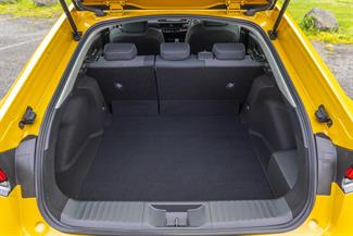 2024 Toyota Prius - Thumbnail