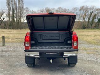2020 Toyota Hilux - Thumbnail