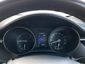 2017 Toyota C-HR - Thumbnail