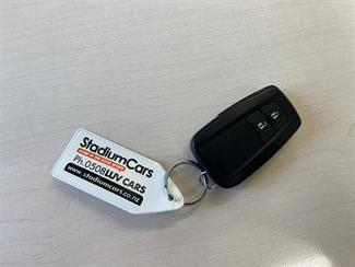2017 Toyota C-HR - Thumbnail