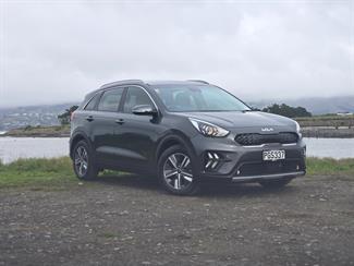 2022 Kia Niro - Thumbnail
