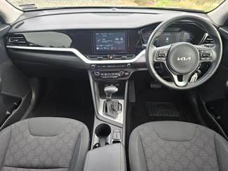 2022 Kia Niro - Thumbnail